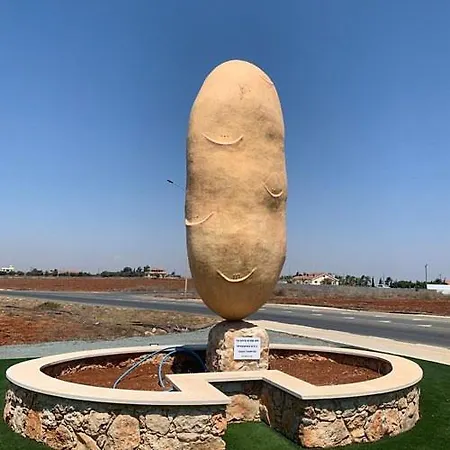 Sunrise Palette Ларнака